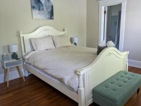 Efficiency In Grand Old Home, Downtown Durham